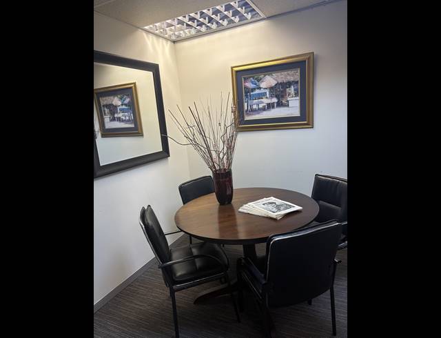 153M² OFFICE TO LET IN WESTVILLE
